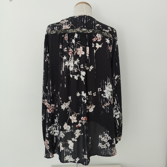 White House Black Market Floral Blouse 10 M Pink Flower Black Lace Chiffon Shirt - Picture 5 of 13
